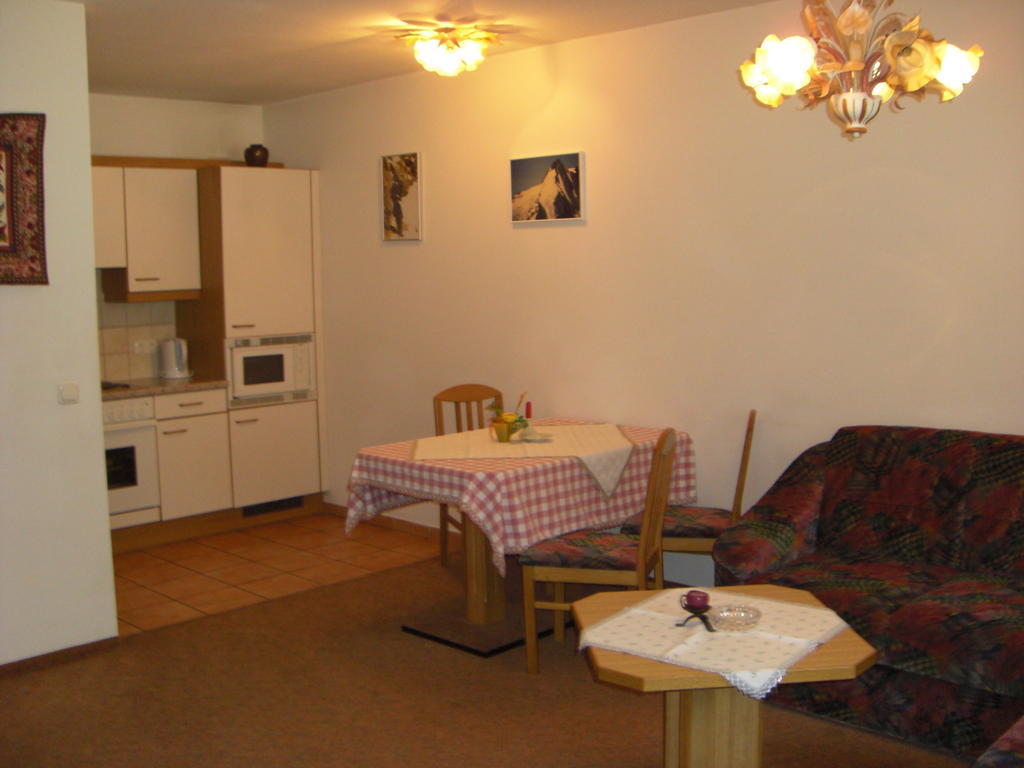 Ferienhaeuser Thalbach Heiligenblut Habitación foto